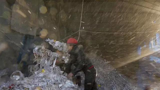 玻璃破碎 玻璃破碎